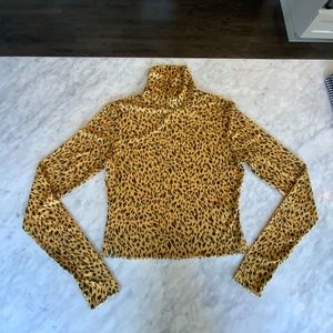 Mash Cheetah Print CropT-neck shirt - size LG